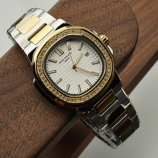 Patek Philippe - Nautilus with Diamond Dial